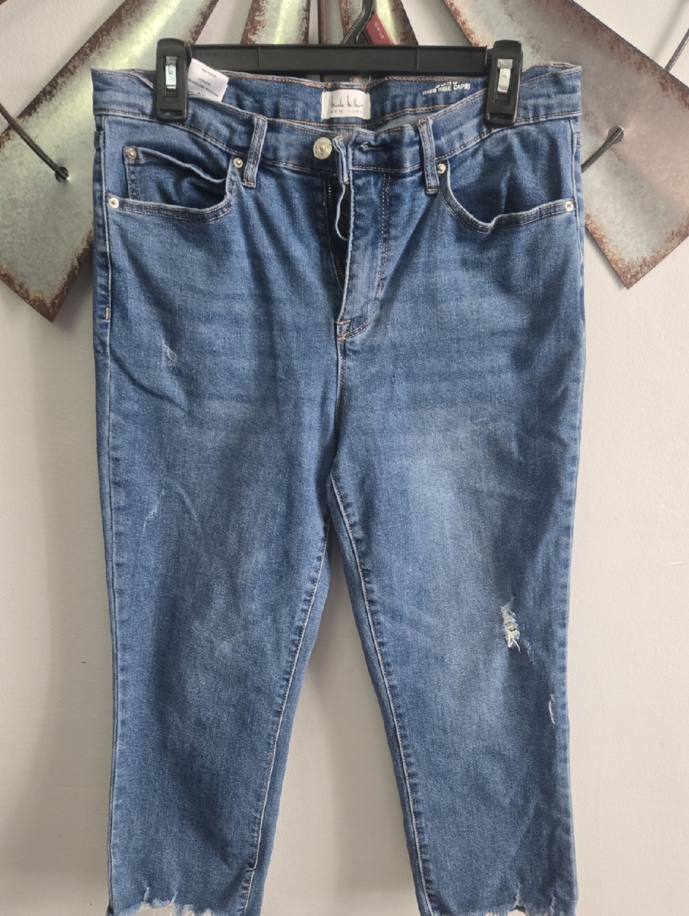 Women's Cropped Denim Jeans in Blue - Casual Ankle Style